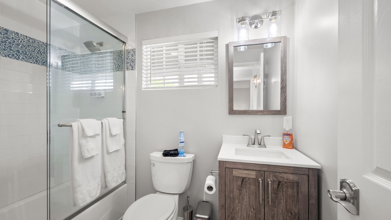 Photo of Bathroom in Serra Mesa