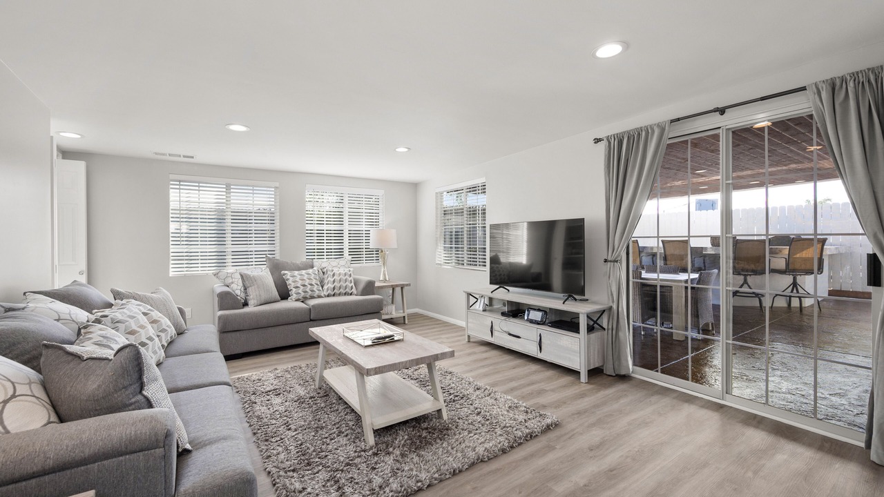 Photo of Livingroom in Serra Mesa