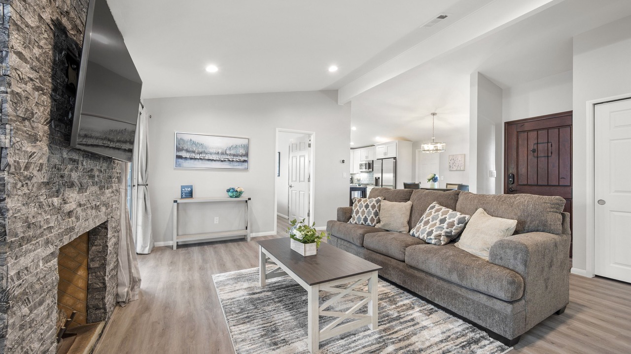 Photo of Livingroom in Serra Mesa