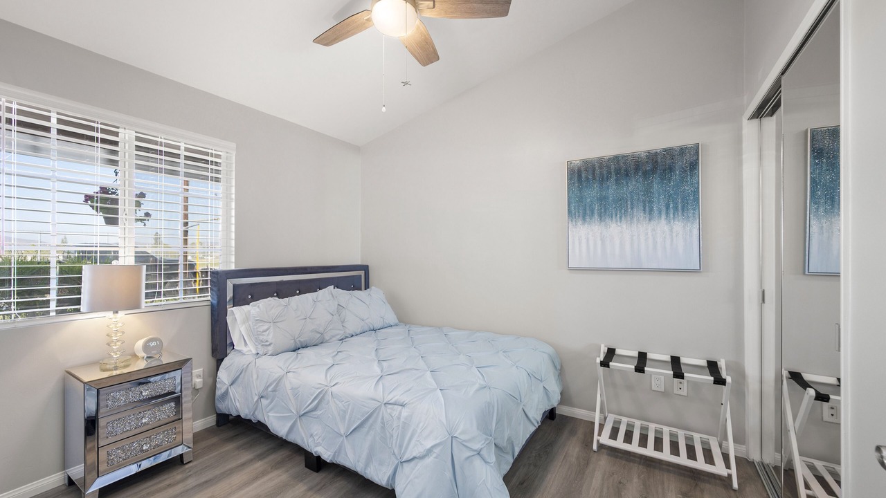 Photo of Bedroom in Serra Mesa