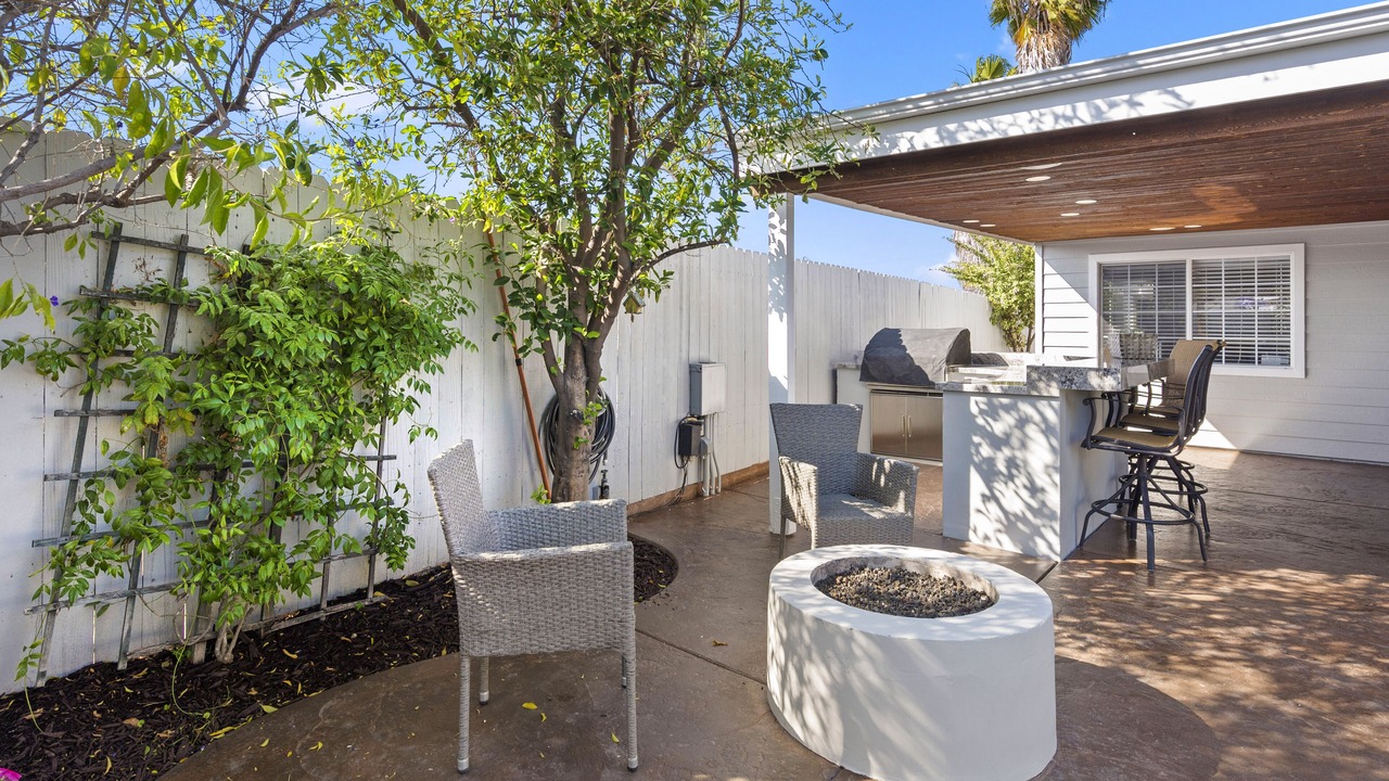 Photo of Patio Balcony in Serra Mesa