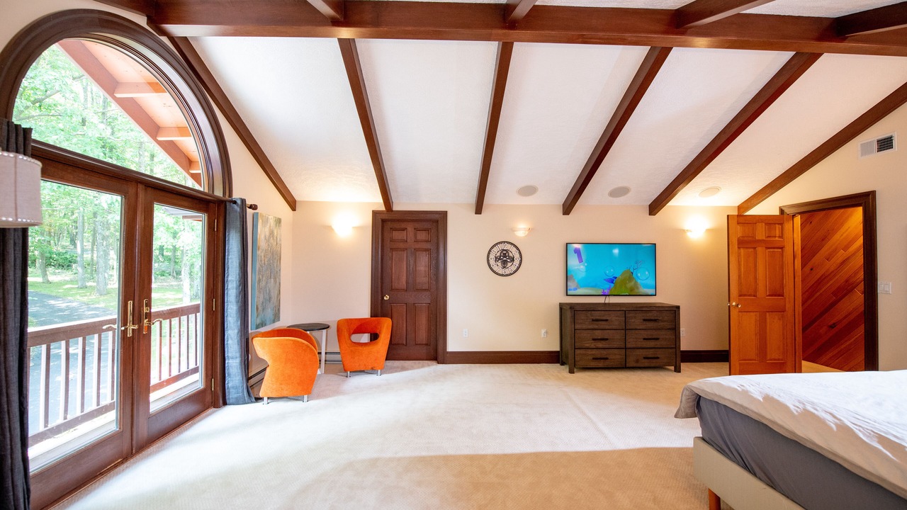 Photo of Bedroom in Champion