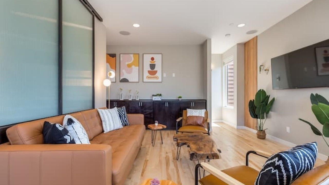 Photo of Livingroom in West Woodland