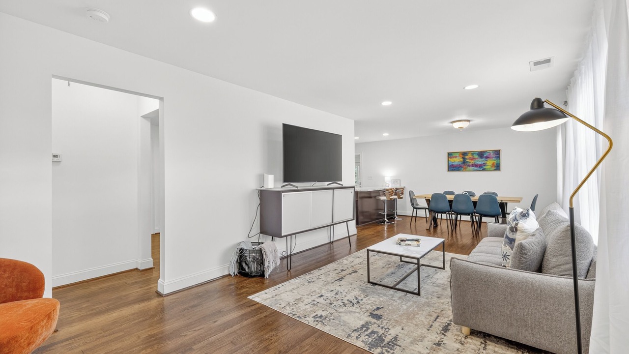 Photo of Livingroom in Madison