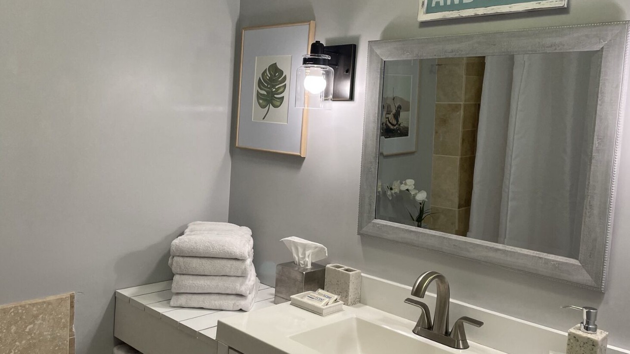 Photo of Bathroom in Hanamaulu