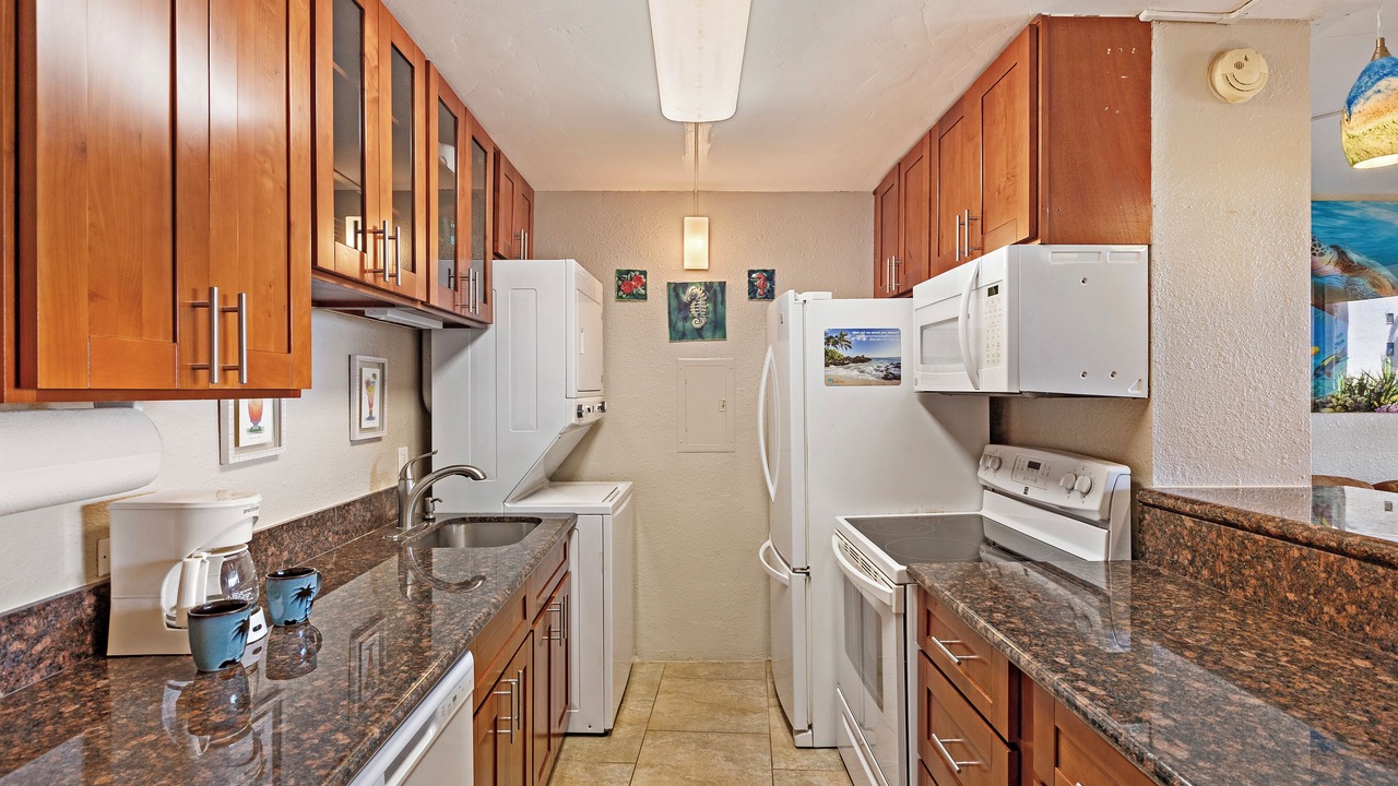 Photo of Kitchen in Maalaea