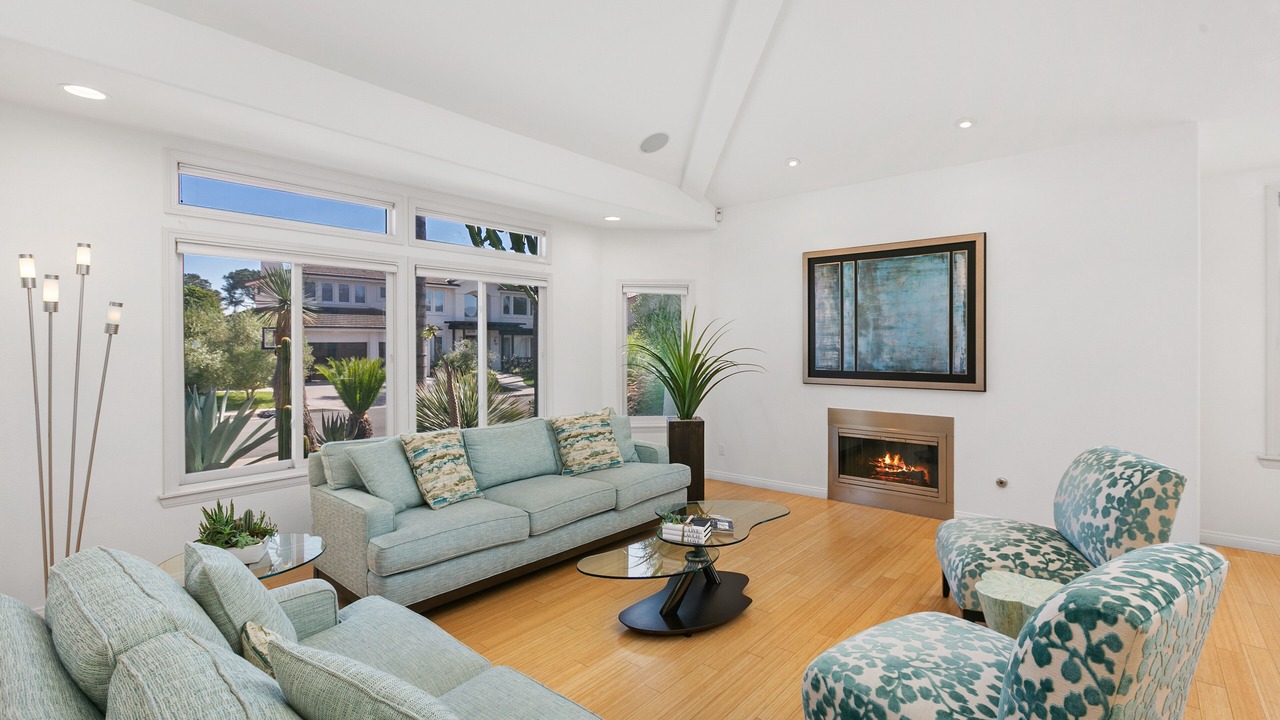 Photo of Bedroom in North Pacific Beach