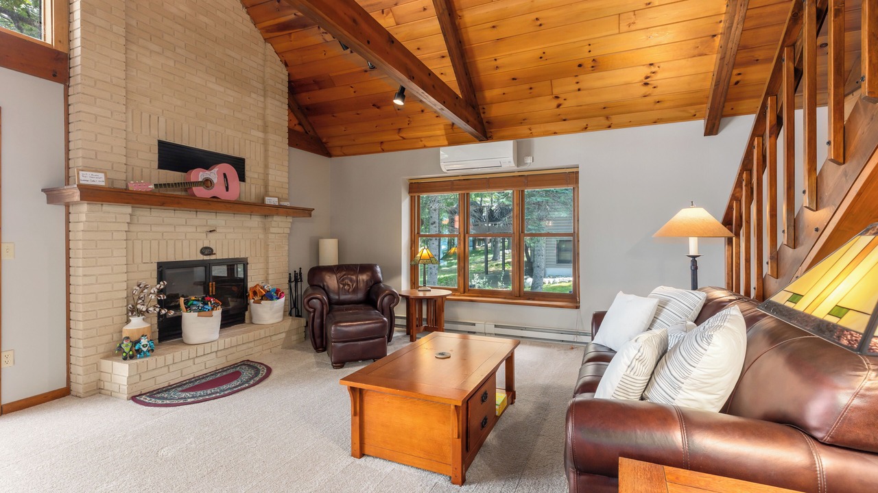 Photo of Livingroom in Crosslake