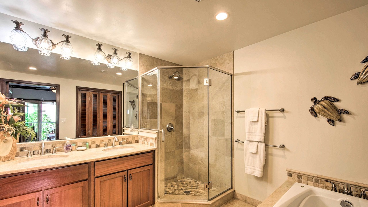 Photo of Bathroom in Wailua