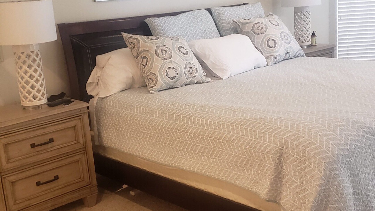 Photo of Bedroom in Lakeway