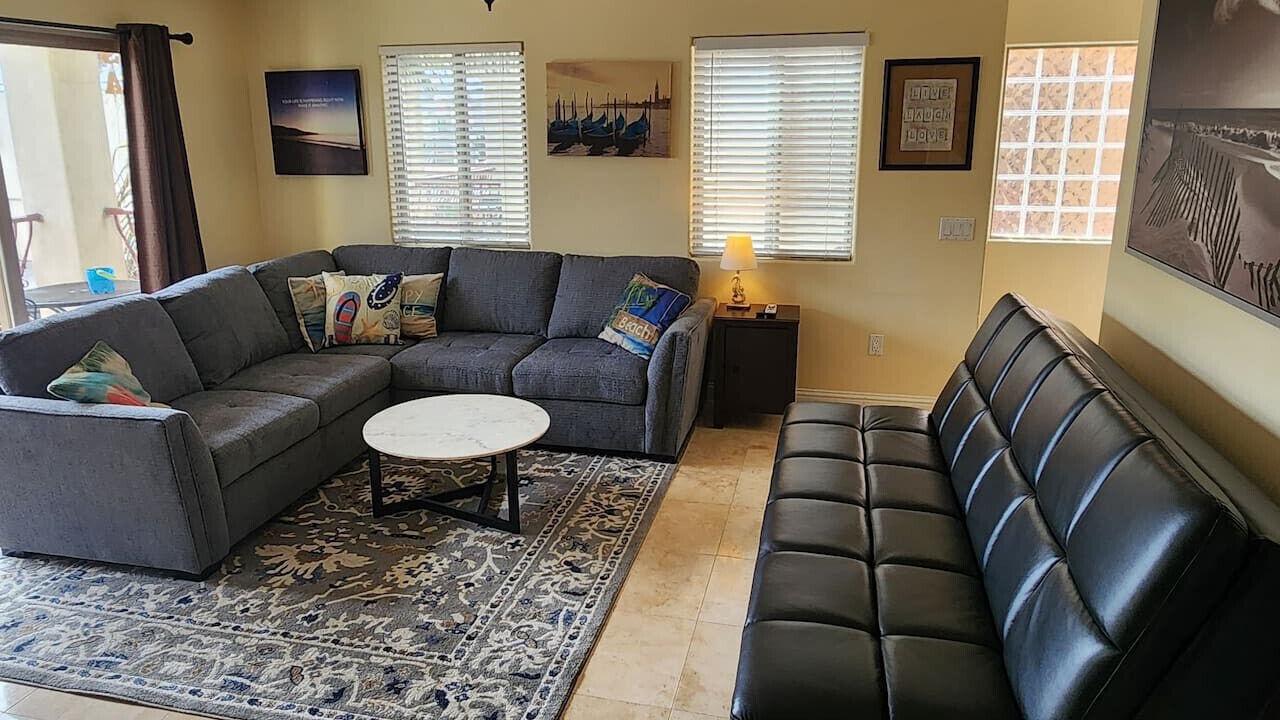 Photo of Livingroom in Crown Point