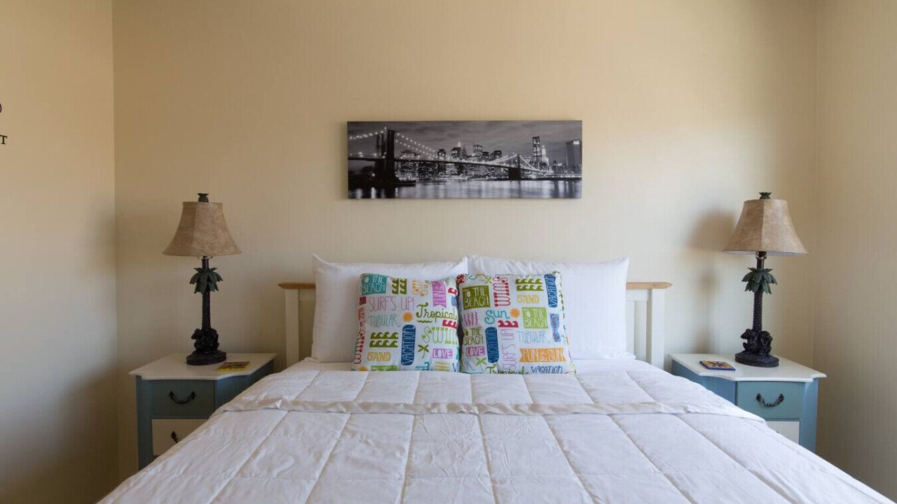 Photo of Bedroom in Crown Point