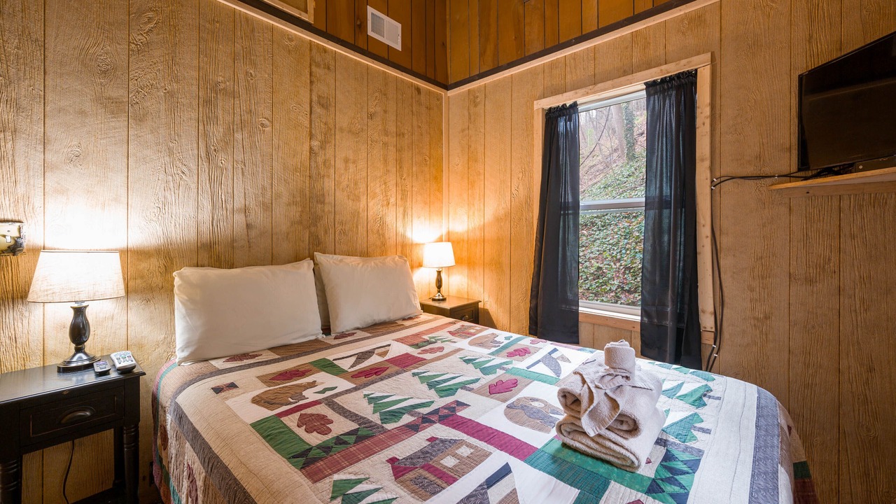 Photo of Bedroom in Chalet Village