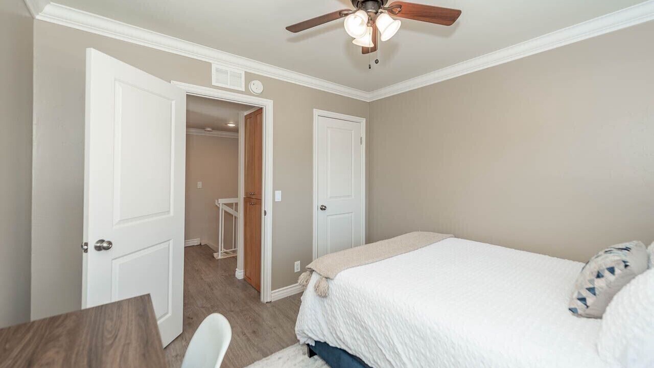 Photo of Bedroom in Bay Ho
