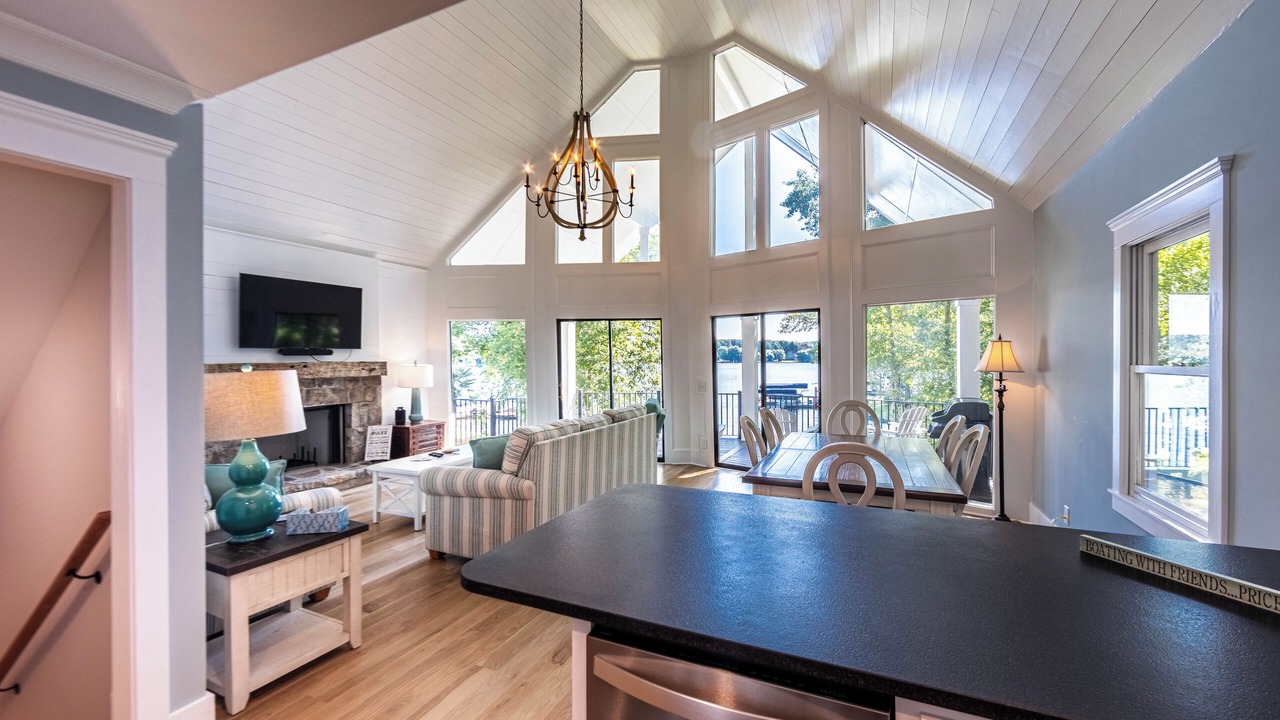 Photo of Livingroom in Eatonton