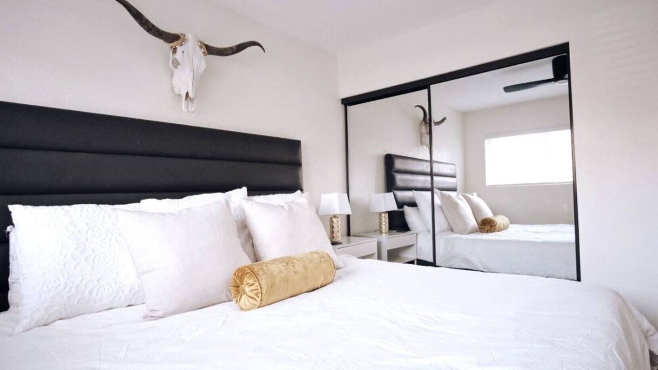 Photo of Bedroom in Pacific Beach