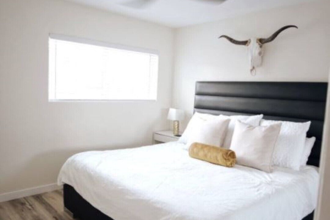 Photo of Bedroom in Pacific Beach