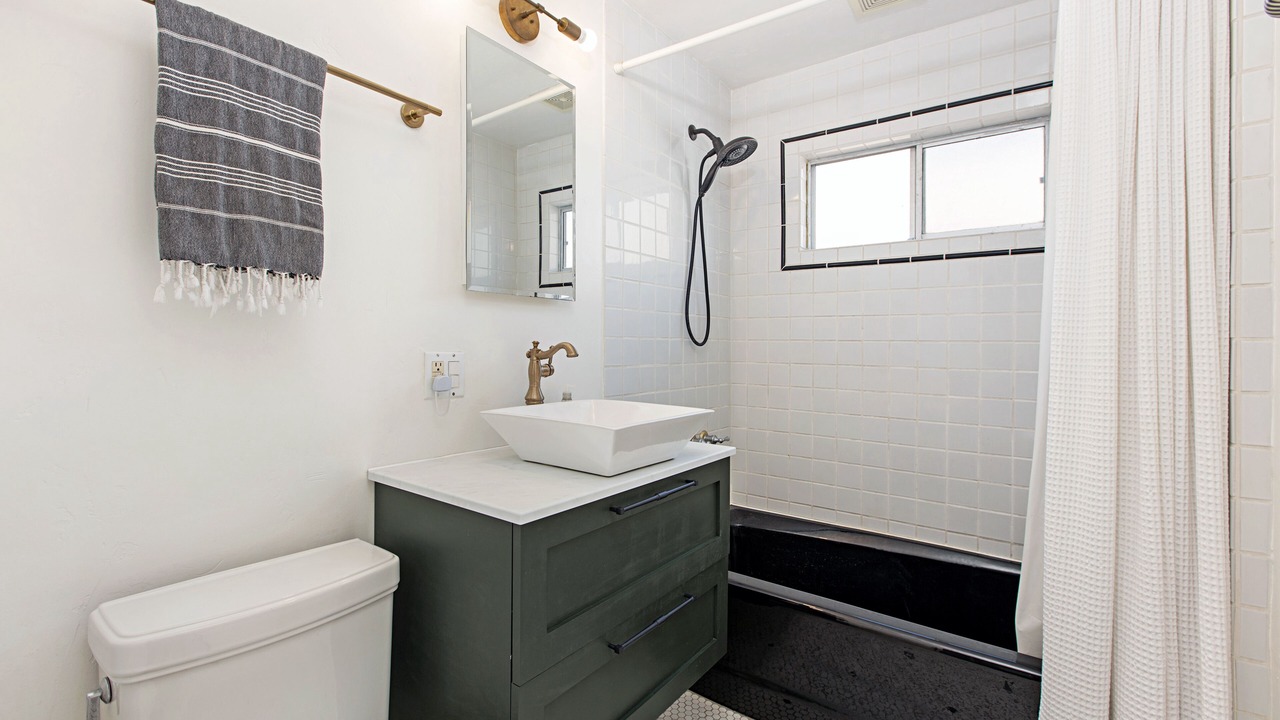 Photo of Bathroom in University Heights