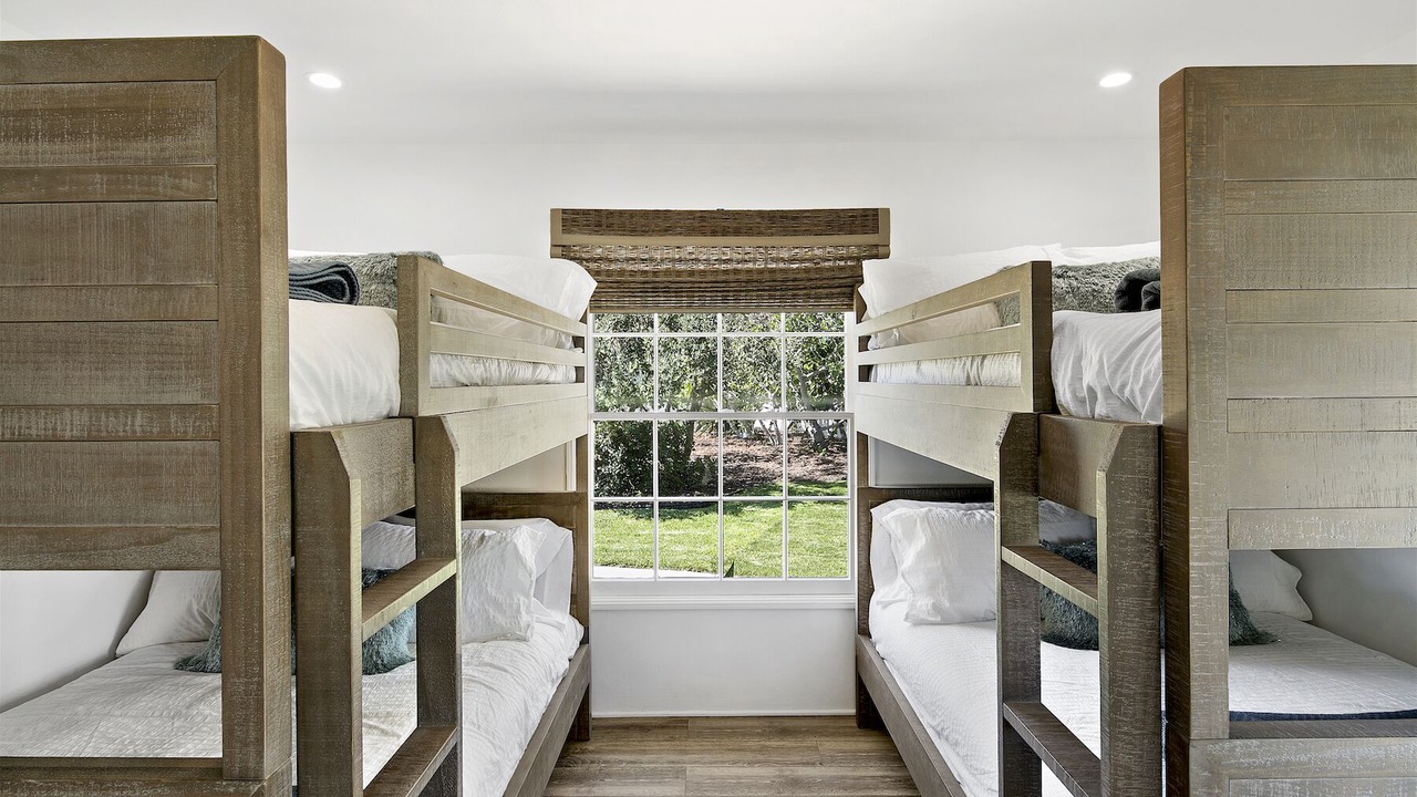 Photo of Bedroom in North Pacific Beach