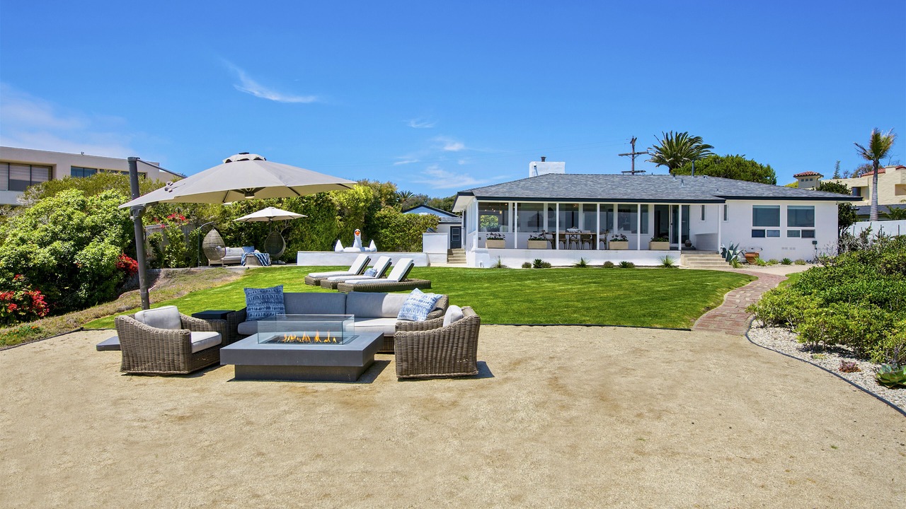 Photo of Patio Balcony in North Pacific Beach