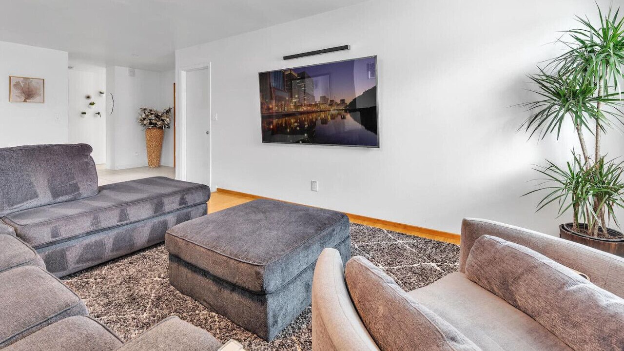 Photo of Livingroom in North Clairemont
