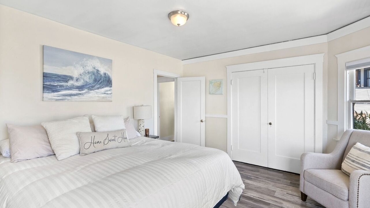 Photo of Bedroom in Mission Hills
