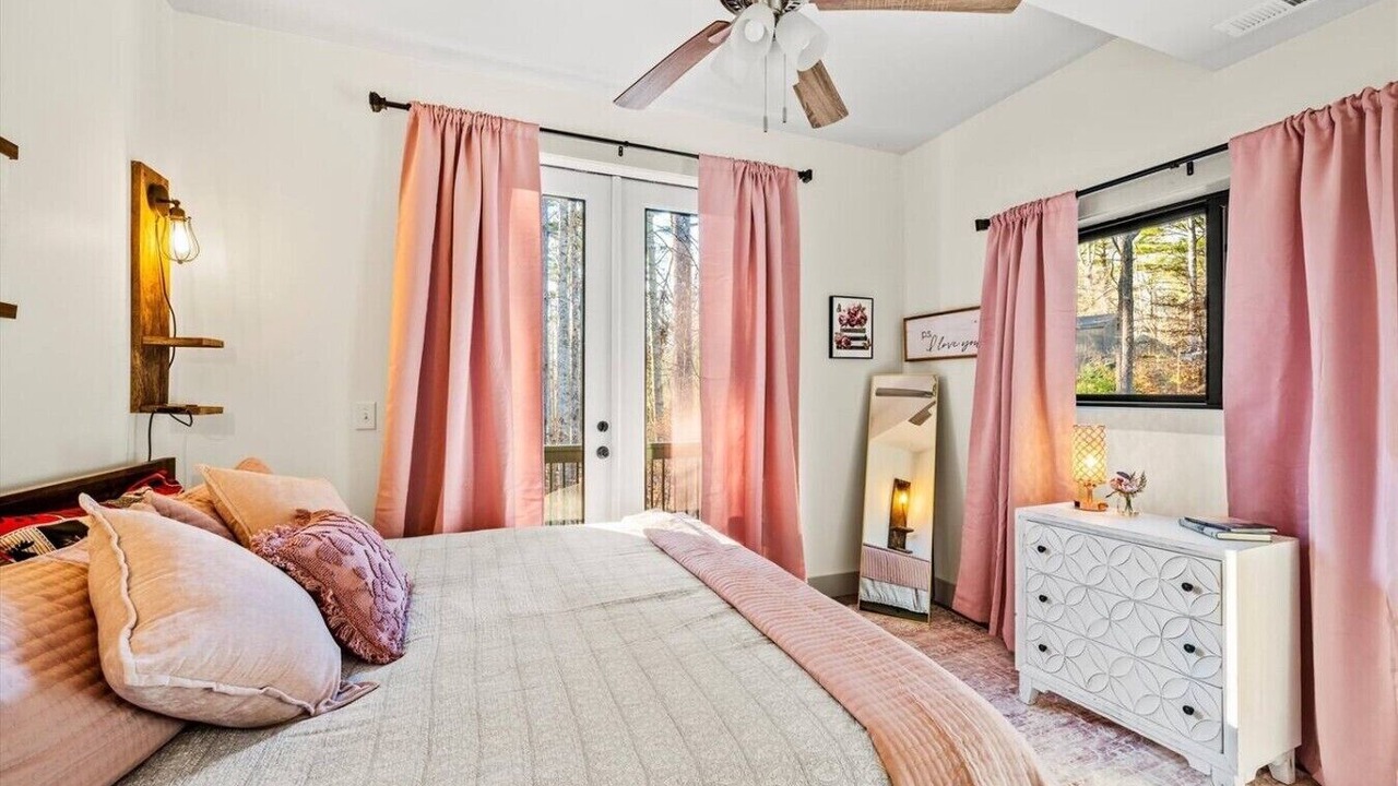 Photo of Bedroom in Horse Shoe