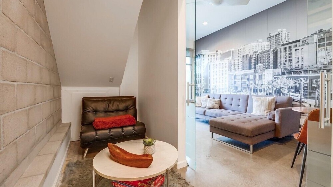 Photo of Livingroom in Little Italy