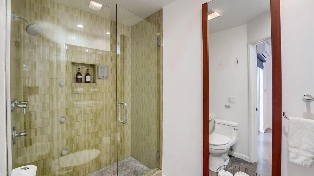 Photo of Bathroom in Little Italy