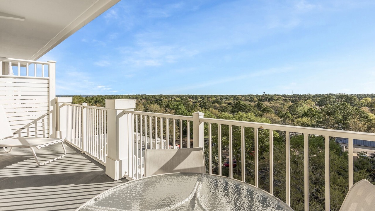 Photo of Patio Balcony in Baytowne Wharf