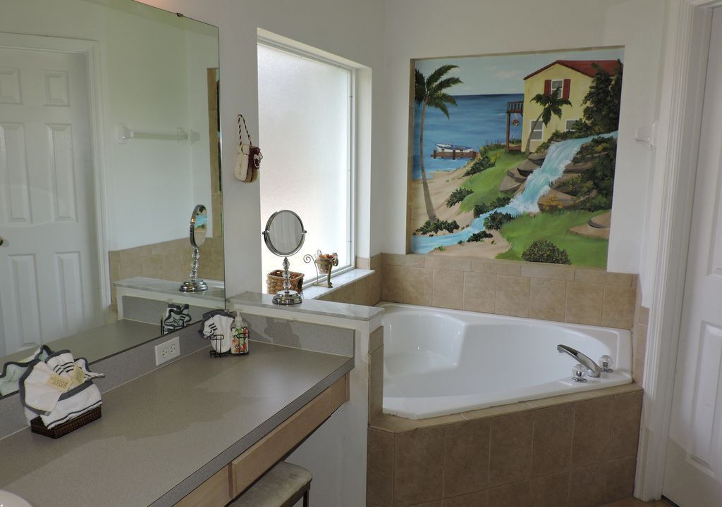 Photo of Bathroom in Lake Berkley