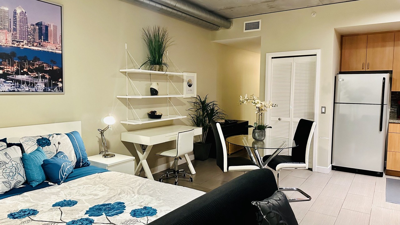 Photo of Bedroom in Smart Corner