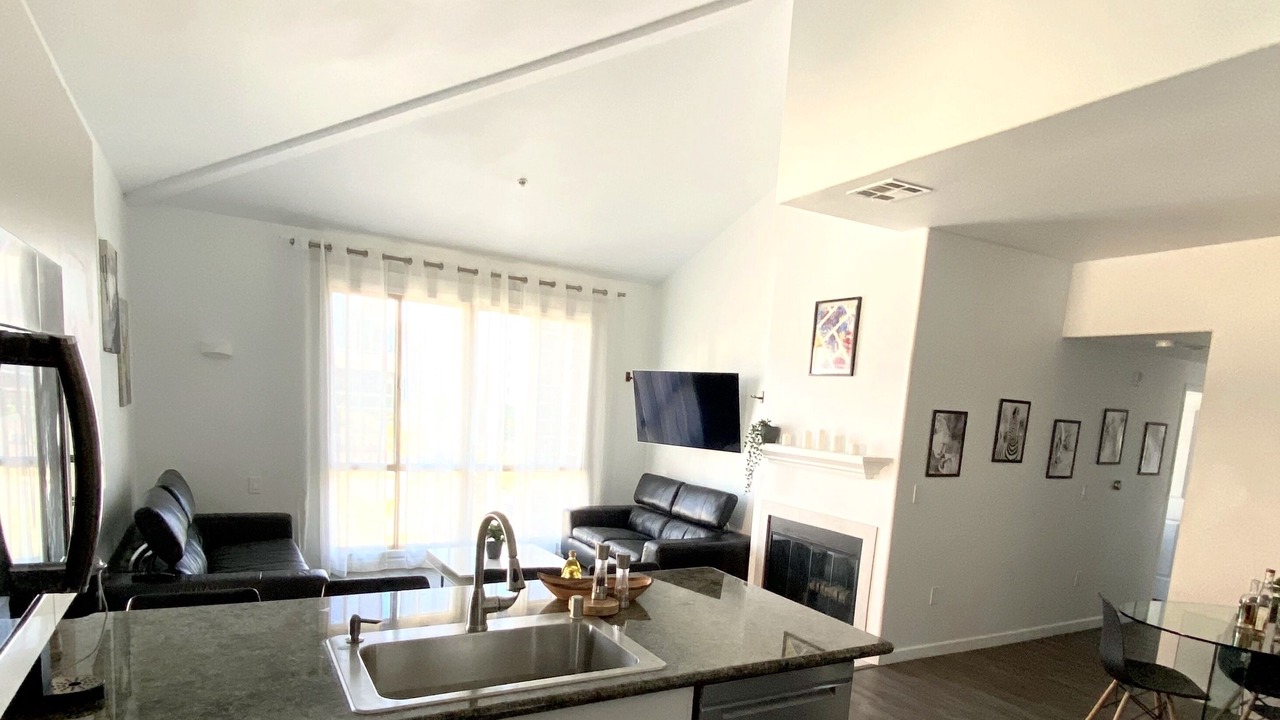 Photo of Livingroom in Little Italy