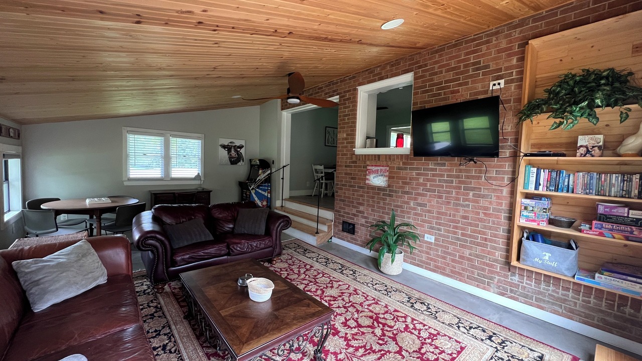 Photo of Bedroom in Mount Airy