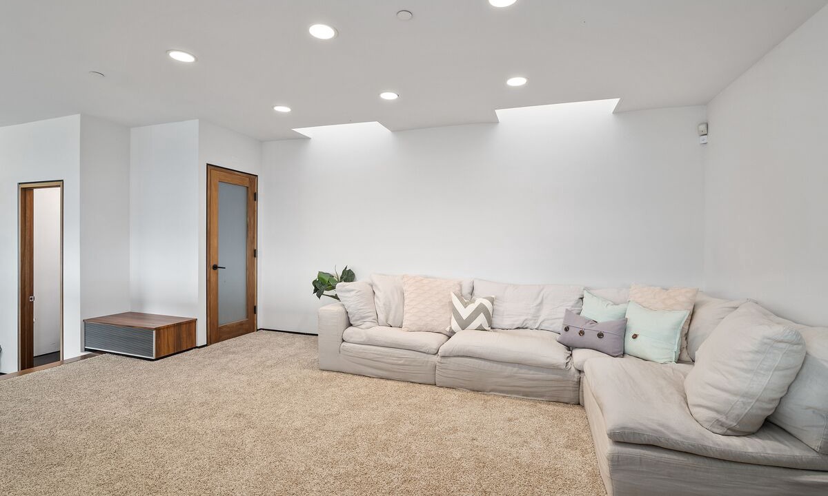 Photo of Livingroom in Del Mar Heights