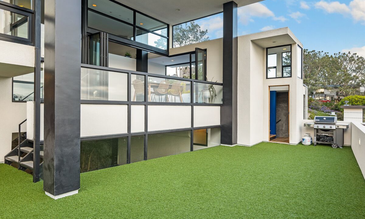 Photo of Patio Balcony in Del Mar Heights