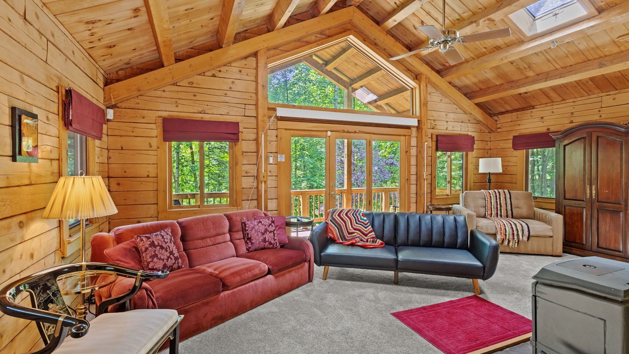 Photo of Livingroom in Quakertown