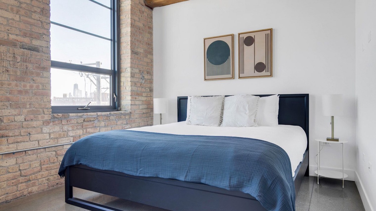 Photo of Bedroom in Sheffield Neighbors