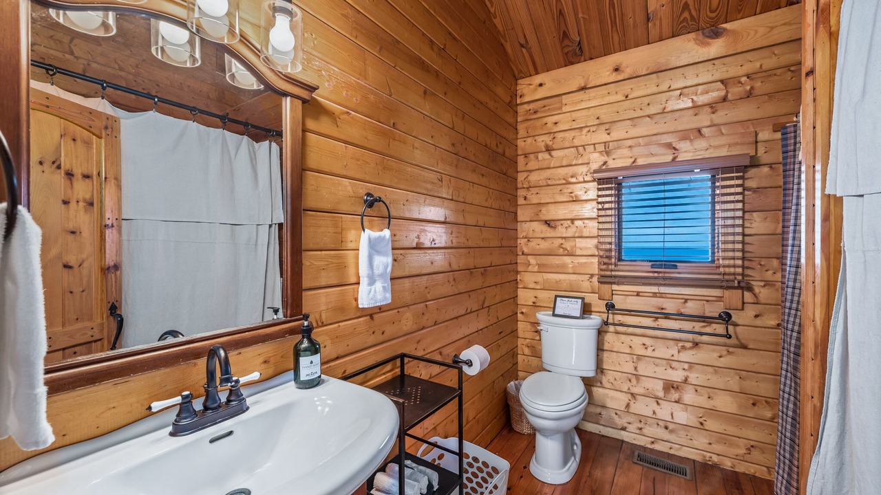 Photo of Bathroom in Mentone