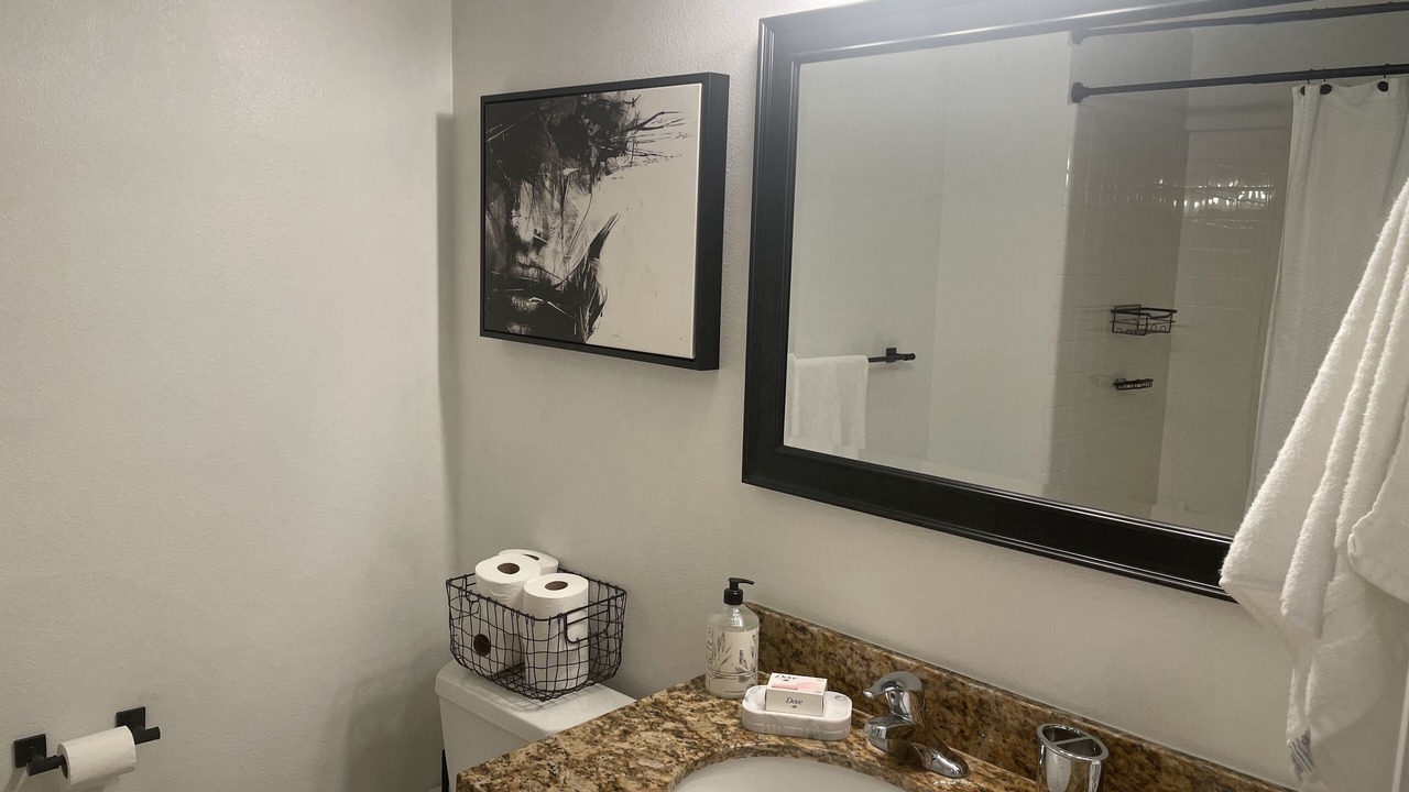 Photo of Bathroom in Pacific Terrace