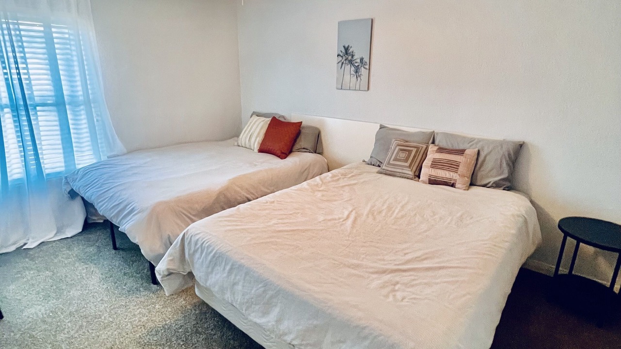 Photo of Bedroom in Allied Gardens
