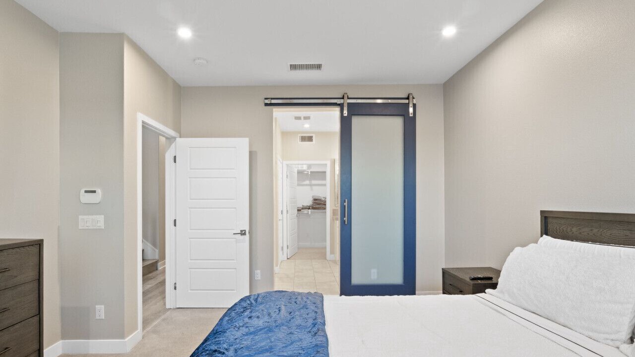 Photo of Bedroom in Serra Mesa
