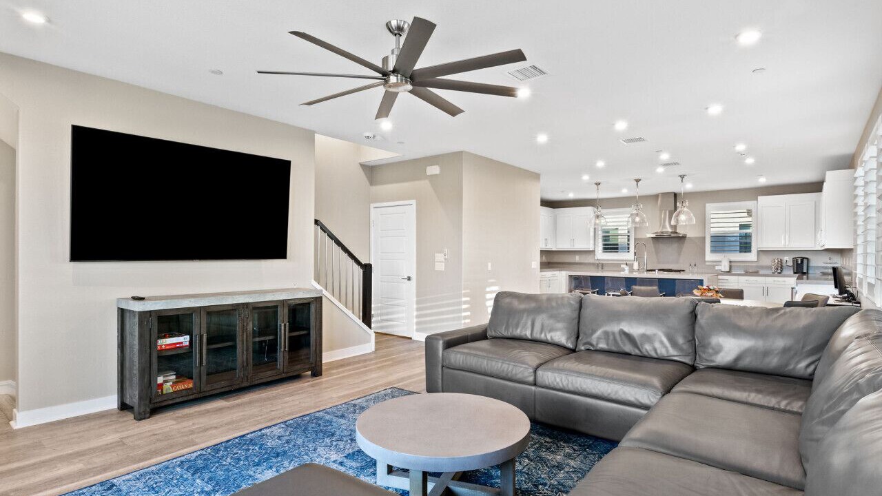 Photo of Livingroom in Serra Mesa