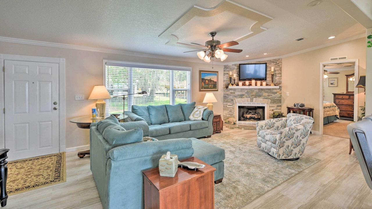 Photo of Livingroom in Crescent City