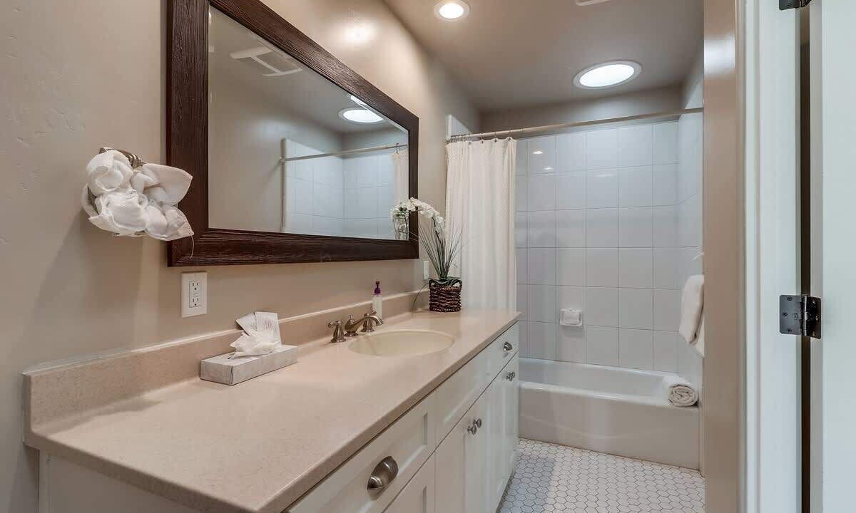 Photo of Bathroom in Beach Barber Tract