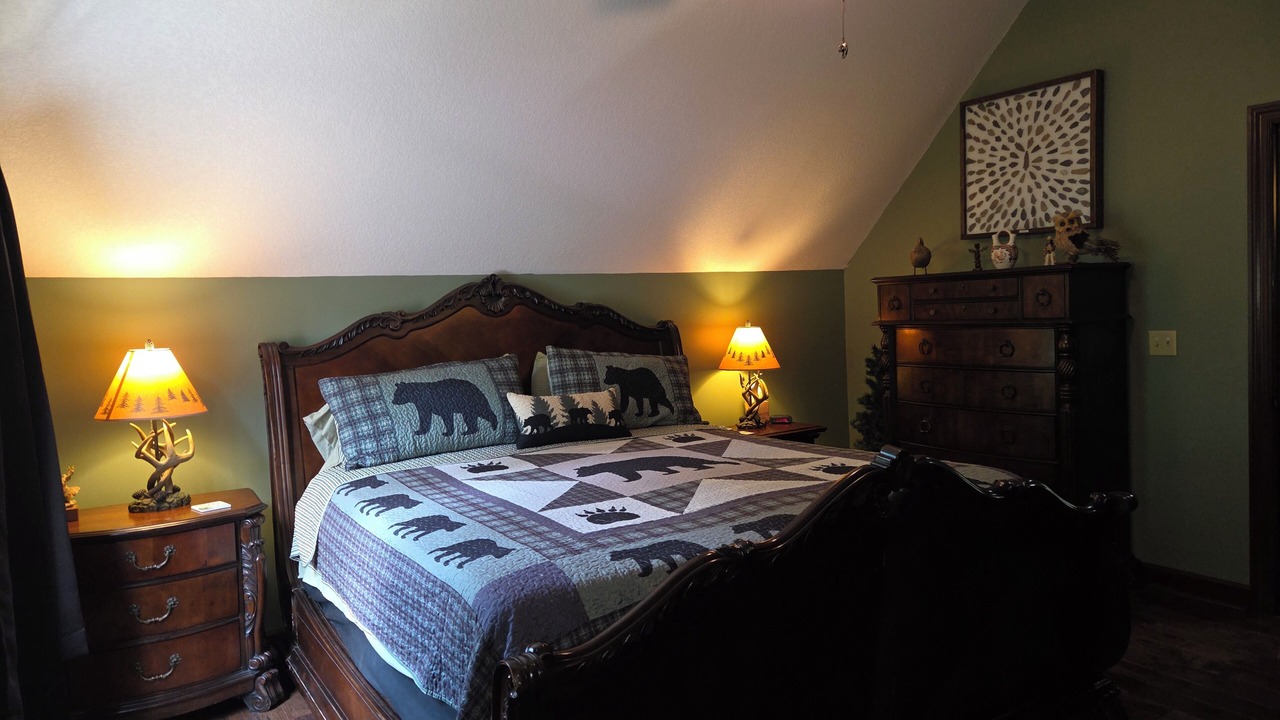 Photo of Bedroom in Cedar Bluff