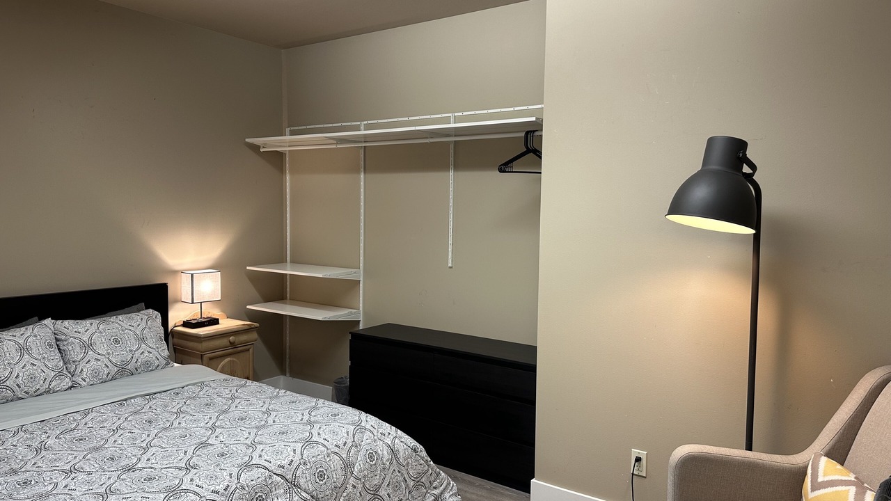 Photo of Bedroom in Clinton