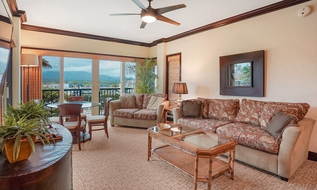 Photo of Livingroom in Wailua