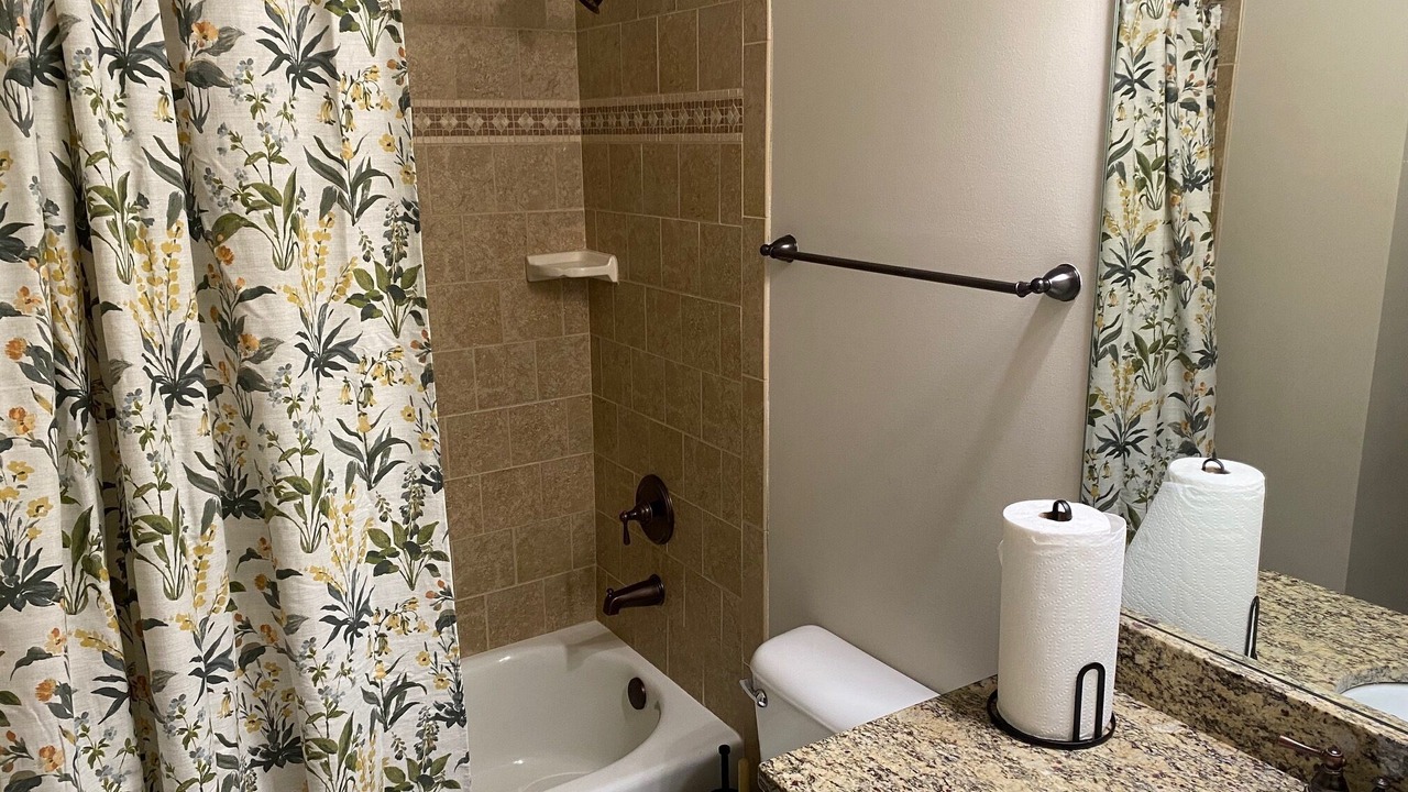 Photo of Bathroom in Ashford Park