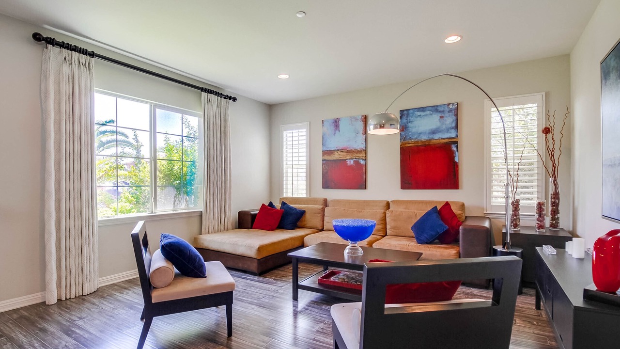 Photo of Livingroom in Spring Valley